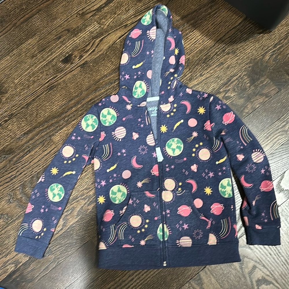 Girls zip up hoodie in blue with planets, stars and rainbows. S (6/6X)